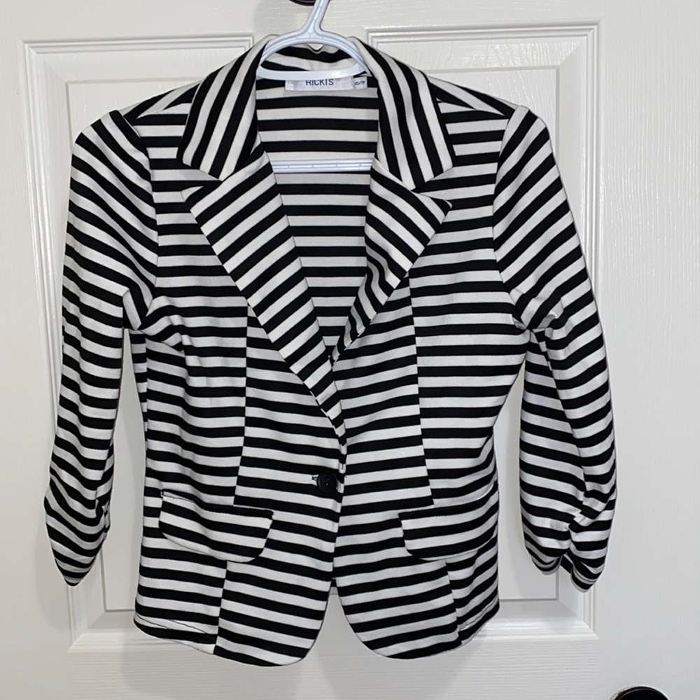 Ricki’s | Woman’s 3/4 Sleeve Black & White Striped Blazer - Size XS